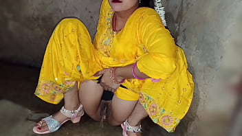 गांव की भाभी की गंदी चुदाई की आवाजें हिंदी में