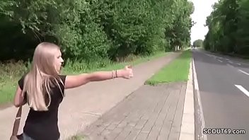 Kleine Schlampe Will Nicht Lernen, Nur Hart Gefickt Werden