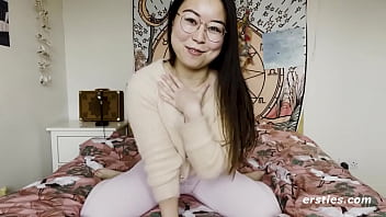 Adorable Chinese Babe Gets Wet And Wild Filming Her Solo Pleasure Session
