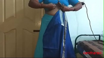 Sultry Desi Aunty Sheds Saree, Flaunts Curves And Shaved Pussy For Secret Party Video