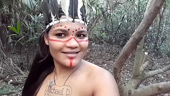 Tigresa Vip Se Veste De índia E Ataca O Lenhador, Mas Ele Mete Direto No Cuzinho Dela