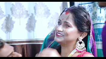 Intimate Desires – Sensual Indian Bhabhi’s Gentle Lovemaking With Her Husband While Wearing A Sari – Hindi Audio