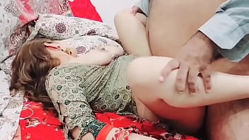 Sizzling Indian Bhabhi Gets Nailed By Property Dealer With Raw Hindi Dirty Talk