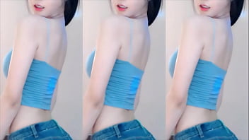 Em Gái Trung Quốc Uốn éo Quyến Rũ Khiến Cậu Nhỏ Căng Cứng