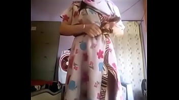 Sizzling Tamil Beauty’s Explicit Video