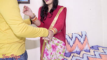 Desi Bhabhi Ka Geela Muh Chod Ke Andar Tak Ghusa Kar Rough Anal Choda Gaya