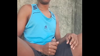 Exibindo Minha Punheta Em Público Pra Vocês Gozarem