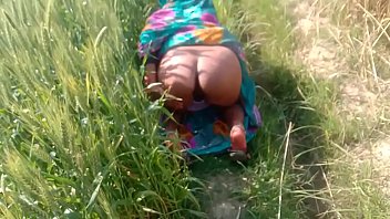 A Raw Fucking Under The Indian Sun
