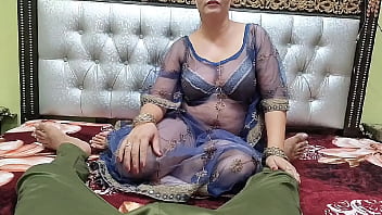 Desi Bhabhi Ne Apne Dever Ka Mota Lund Muh Mein Le Kar Chusta Hua Aur Apni Gand Chudvati Hui Zabardast Blowjob Deti Hui Hindi Audio