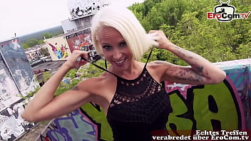 Schlanke Deutsche Blonde Milf Wird Draußen Für Harten Outdoor-sex Abgeschleppt
