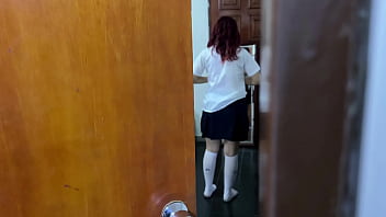 Mi Asqueroso Padrastro Se Aprovecha De Mi Inocencia Cuando Estamos Solos En Casa