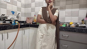 देसी कॉलेज लड़की अपने सौतेले भाई के साथ जंगली चुदाई करती हुई हिंदी ऑडियो