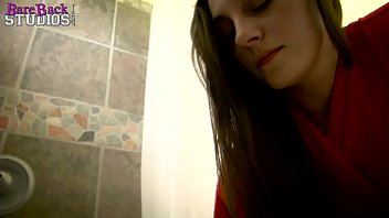 My Young Step-mom Melanie Hicks Gets Me Hard