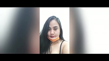 Sultry Indonesian Webcam Temptress
