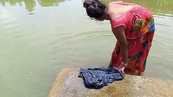 गांव की धोबिन को कमरे में बुलाकर जमकर चोदा
