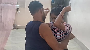 Bhabhi Ki Behen Ko Bistar Pe Nanga Karke Chodne Ki Kahani
