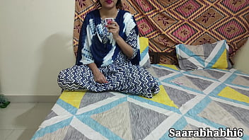 Step-brother’s Rough Fuck Makes Saara Scream Loud In Hindi
