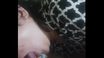 Malam Tahun Baru, Mantan Menggoda Di Ranjang