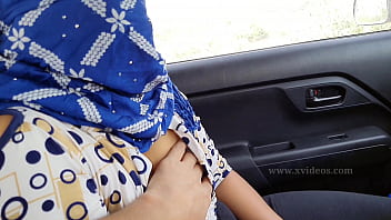 Roadside Rampage: Raw Car Fucking With Desi Babe’s Tight Holes