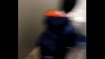 Lén Lút Nhìn Cô Sinh Viên Thủ Dâm