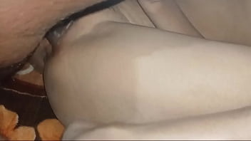 Bhabhi Ka Garam Peshab Nikal Pada