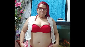 Cachonda Universitaria En Celo