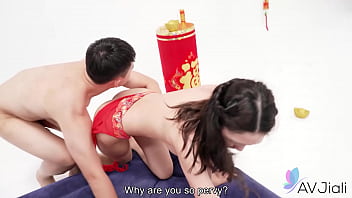 Li Er, The Chinese Beauty, Gets Railed By The Champion In A Steamy Adult Game.
