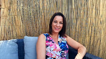 Kyara, Cette Milf Canon, Obsédée Par La Baise