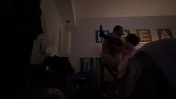 激情之夜：法国猛男与东方情人的私密幽会