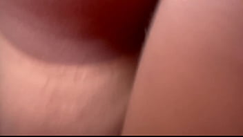 Jovem Latina Monta Com Sua Bunda Enorme