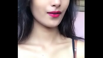 Sultry Desi Beauty Flirts With A Seductive Wink