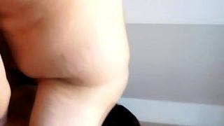 Me Cogí Al Fontanero Y Al Amigo De Mi Marido Porque No Había Nada Bueno En La Tele