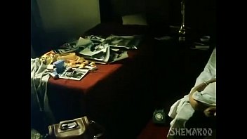 Sweaty, Passionate Rakhee Sex Scene – Paroma – Classic Hindi Movie (360p)