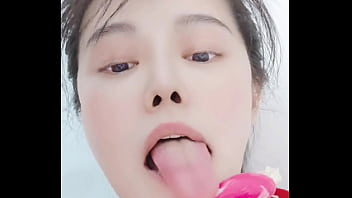 淫虐调教 粗麻绳紧缚裸体强制高潮 深喉假阳具贯穿 束缚痉挛绝顶 翻白眼失神舔舐潮喷 乳夹分穴器阴唇夹折磨 女奴彻底开发