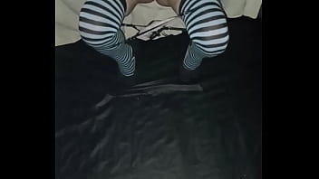 Voluptuous, Seasoned Seductress Pleasures Herself To A Shuddering Climax