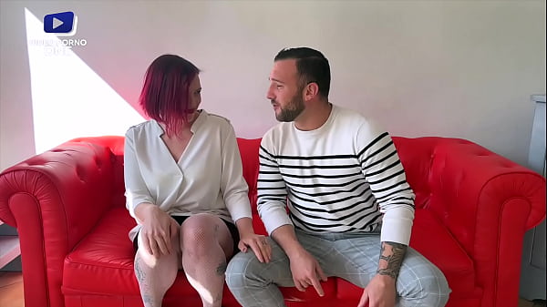 Cette Maman Avide Engloutit Chaque éclat De Sperme Sans En Perdre Une Goutte.