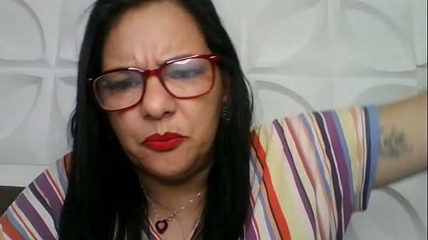 Corninho Submissivo E Obediente