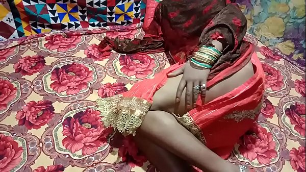 सास को ही बिस्तर पर लेटाकर चोदा