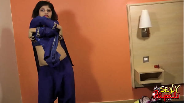 Ravishing Indian Temptress Rupali Bhabhi’s Luscious Tits On Full Display