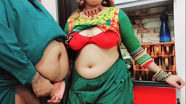Intimate Encounter: Steamy Hindi Dialogue Between A Housewife And Her Stepfather’s Companion