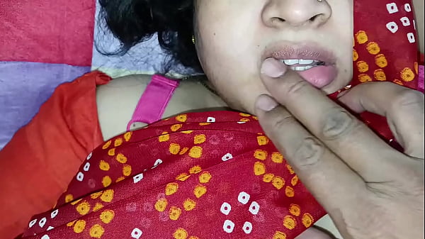 मालिश के बहाने बेटे ने माँ को चोदा
