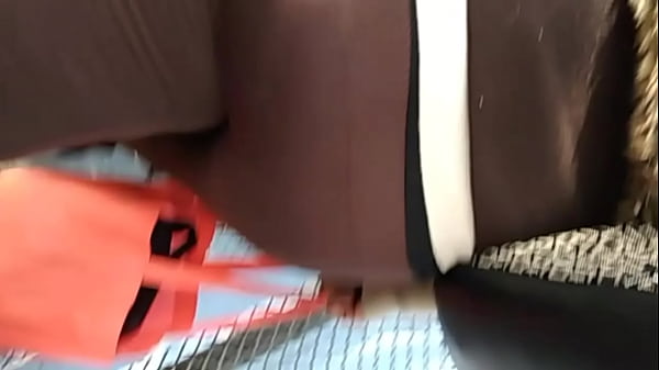Culo Enorme Y Apretado Camino A La Oficina