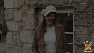 Pénélope, Blonde Chic Et Raffinée, Aime Les ébats Charnels Intenses