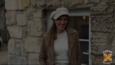 Pénélope, Blonde Chic Et Raffinée, Aime Les ébats Charnels Intenses