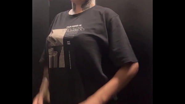 Malhando Com Tesão, Tive Que Me Aliviar No Banheiro E Gozei Loucamente!