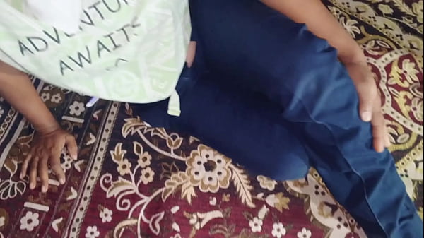 Garam Bhabhi Ka Geela Pani Devar Ke Lund Par Ubal Pada, Chudte Hue Chikhte Hue Hd Mein
