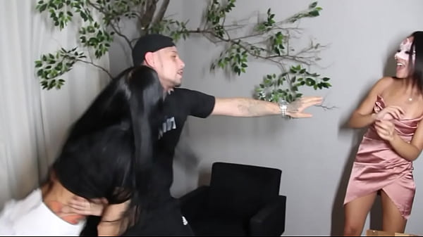 Pegando A Putinha Da Escola Com A Mulher Me Vendo