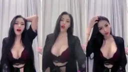 Mango Live’s Luluspark Sizzles With Seductive Moves