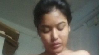 Voluptuous Desi Beauty Caressing Her Curves