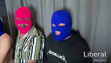 Esposa Ebria Satisface A Todos Los Amigos De Su Marido Engañado
